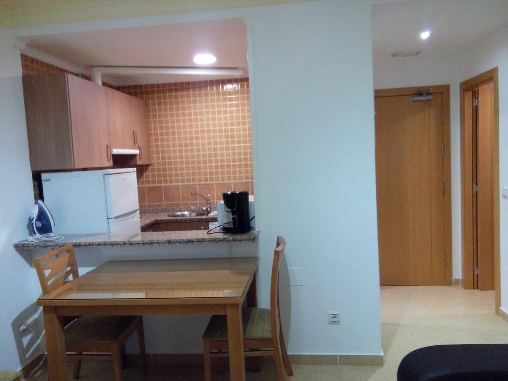 Apartamentos Turisticos Las Yucas Torre Del Mar Exterior photo